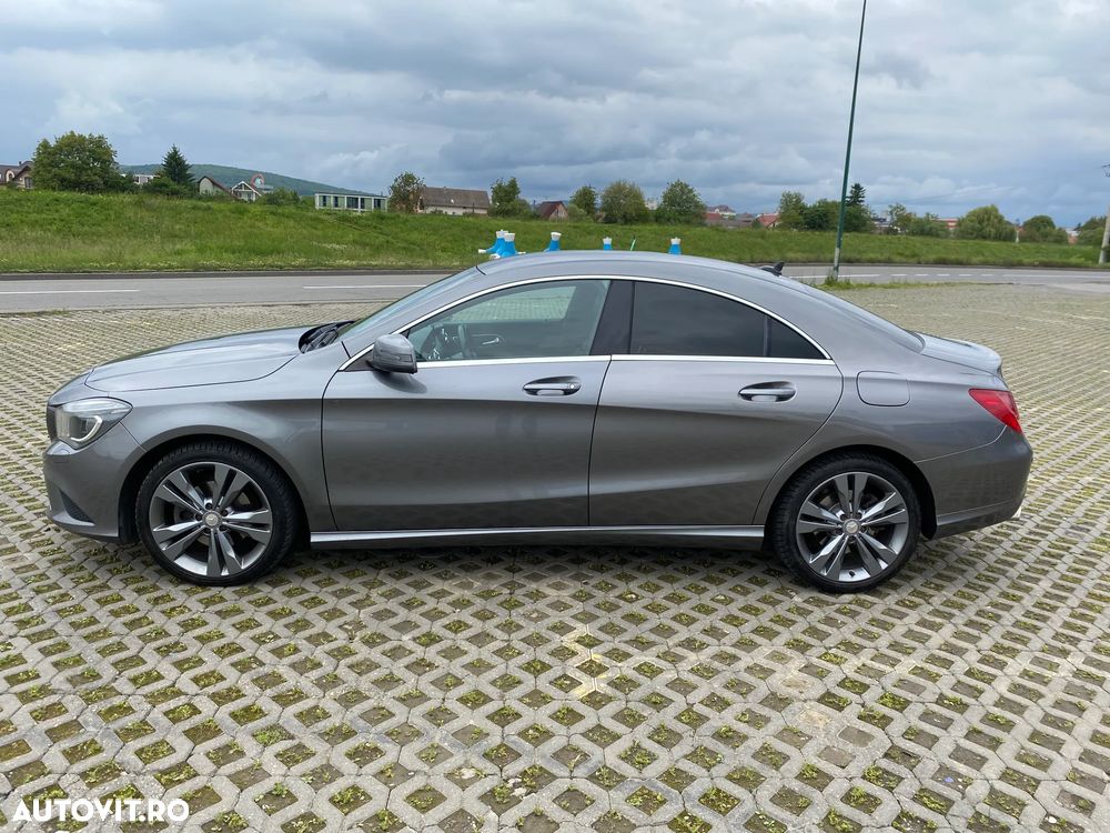 Mercedes-Benz CLA 180 Urban - 5