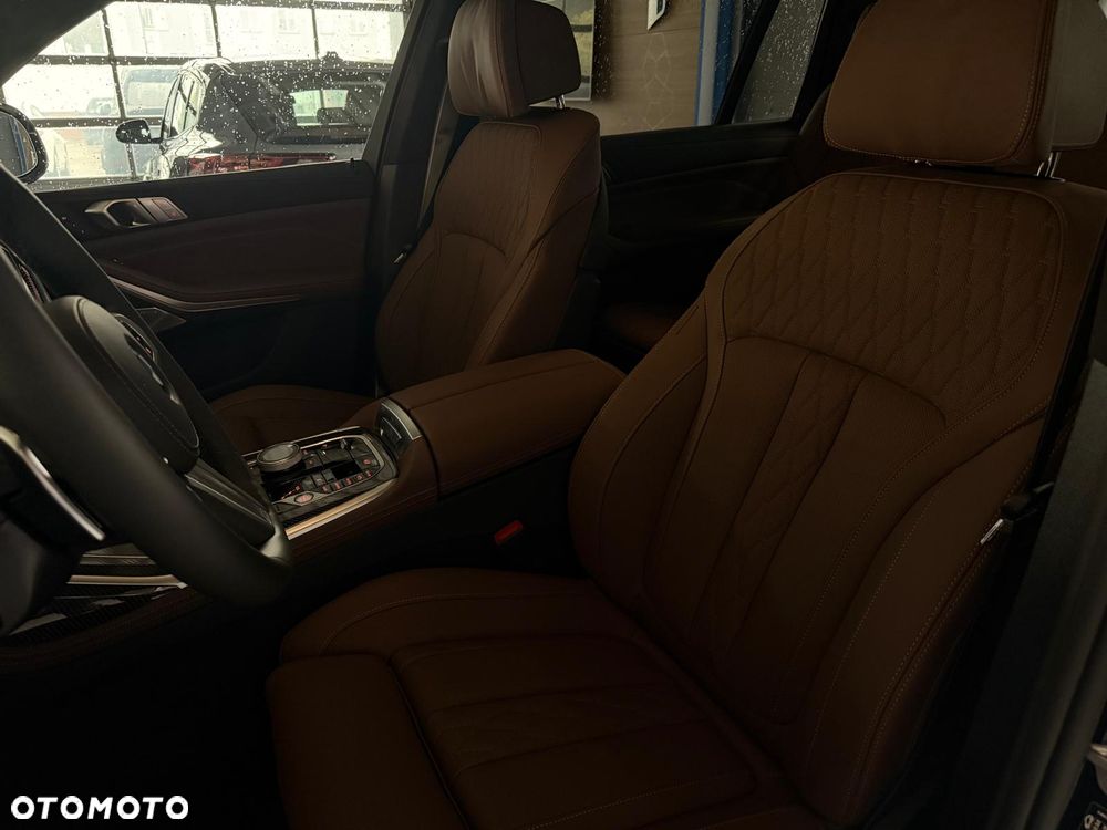 BMW X7 xDrive40d mHEV M Sport sport - 26