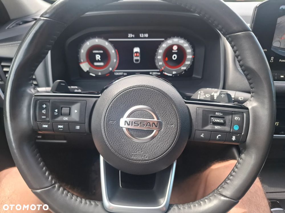 Nissan Qashqai 1.3 DIG-T N-Connecta DCT - 16