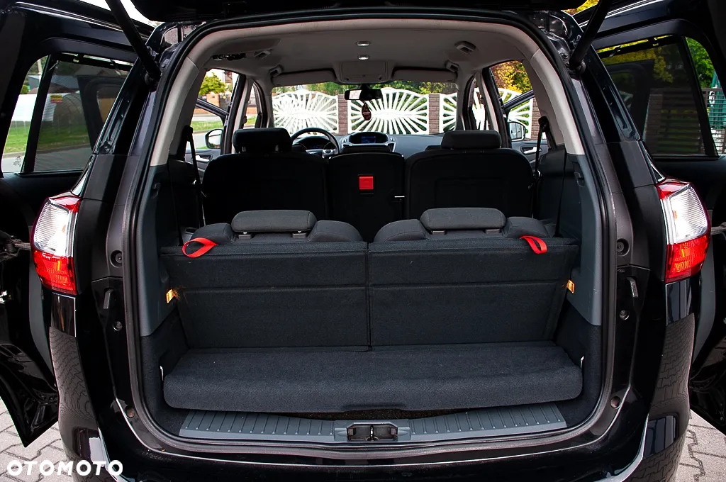Ford Grand C-MAX 1.6 TDCi Titanium - 37