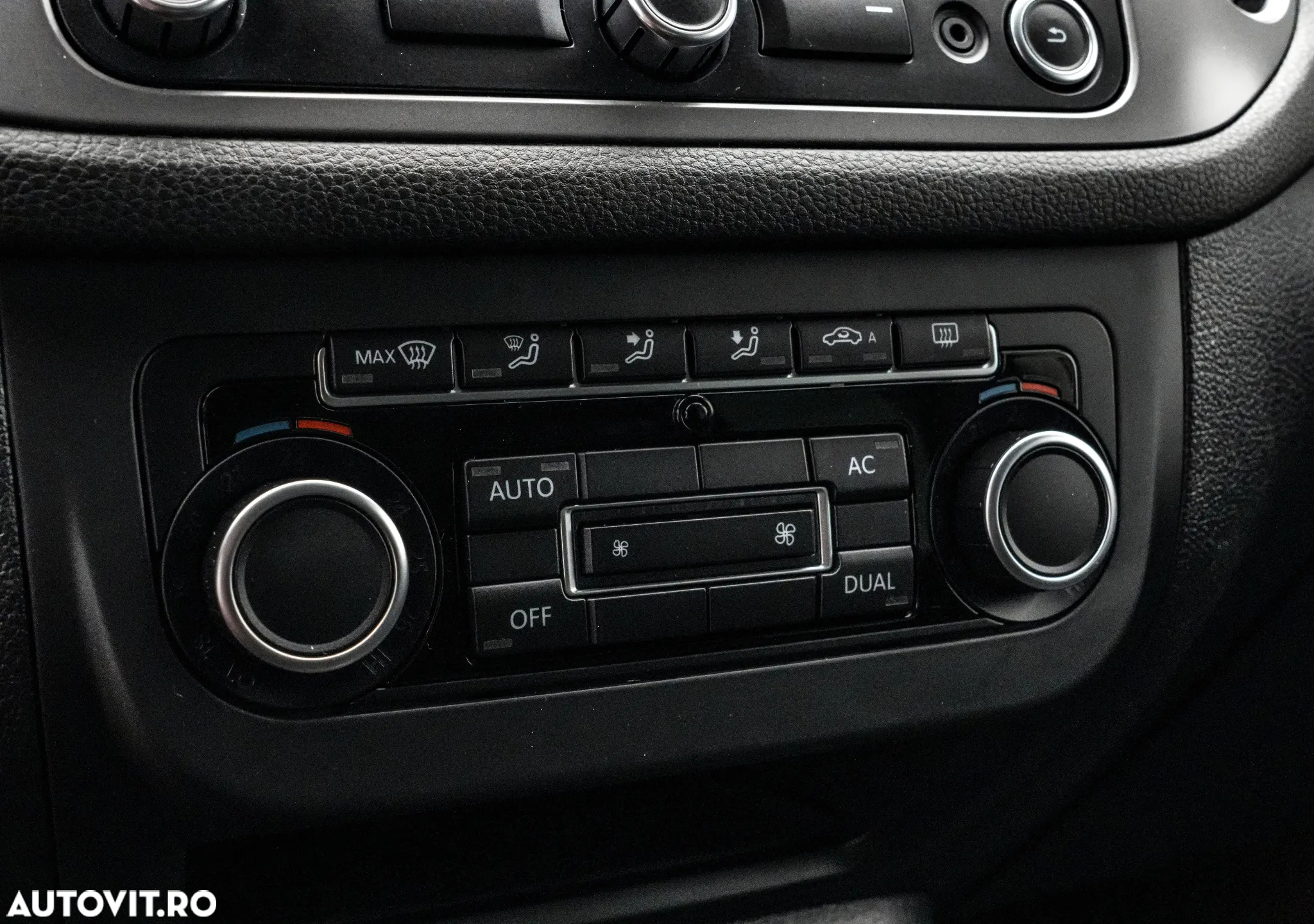 Volkswagen Tiguan - 20