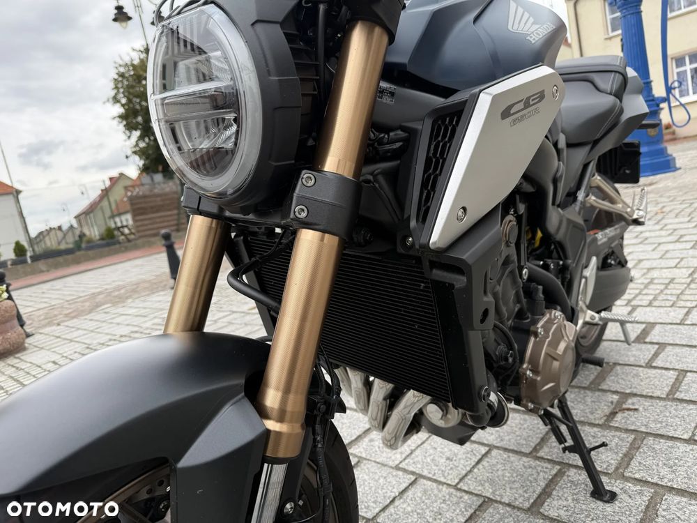 Honda CB - 9
