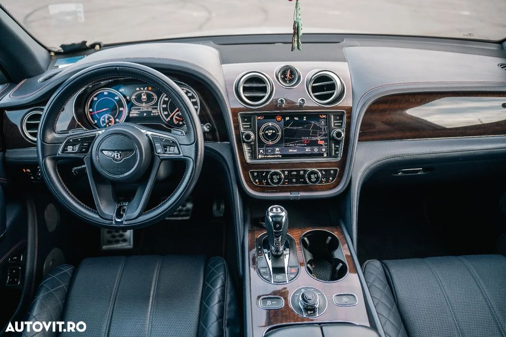 Bentley Bentayga Standard - 2