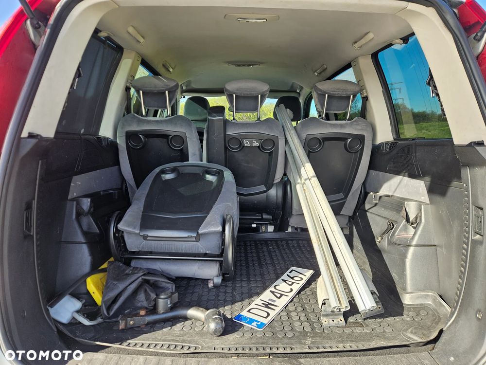 Citroën C8 2.0 HDi Exclusive - 13