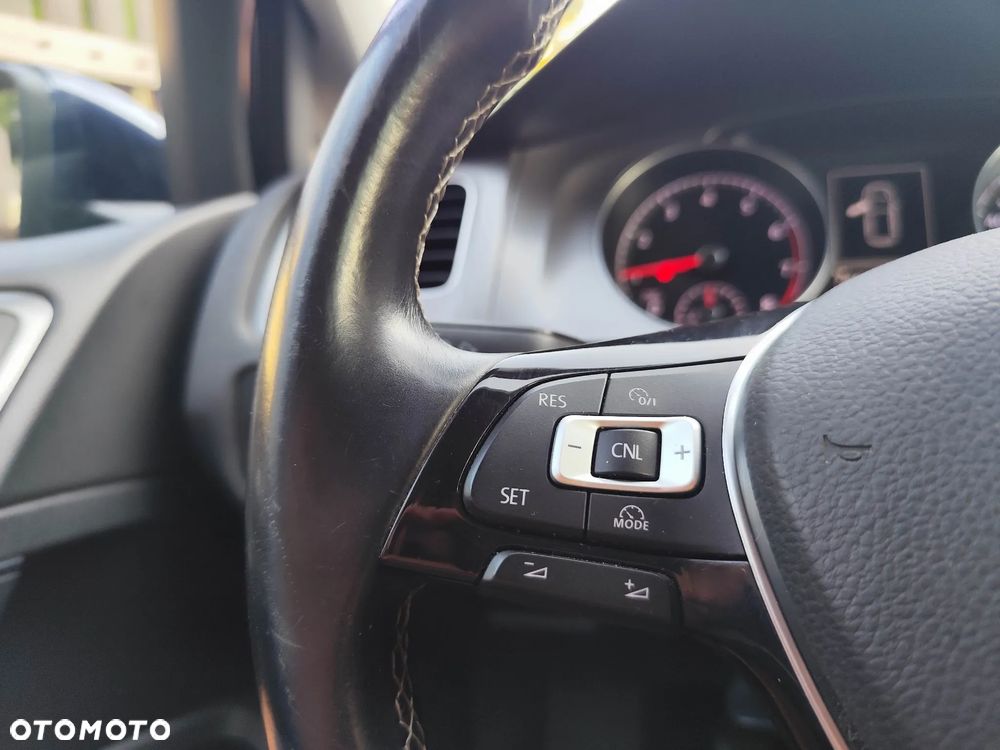 Volkswagen Golf 1.2 TSI BlueMotion Technology Lounge - 10
