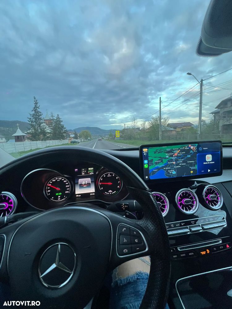Mercedes-Benz C - 4