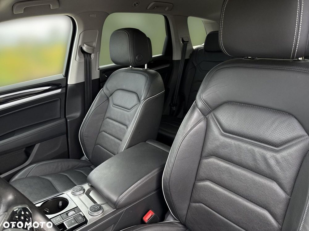 Volkswagen Touareg - 10