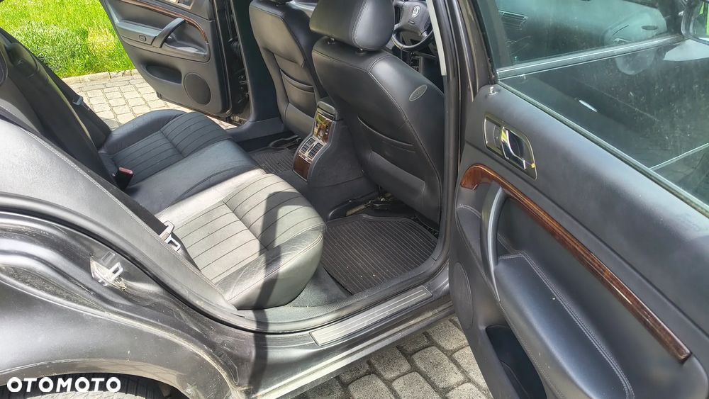 Skoda Superb 2.8 V6 Elegance - 11