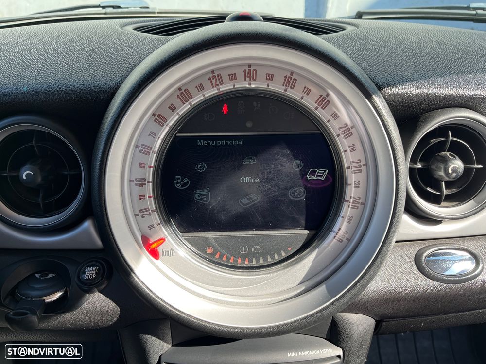 MINI 3 Portas - 14