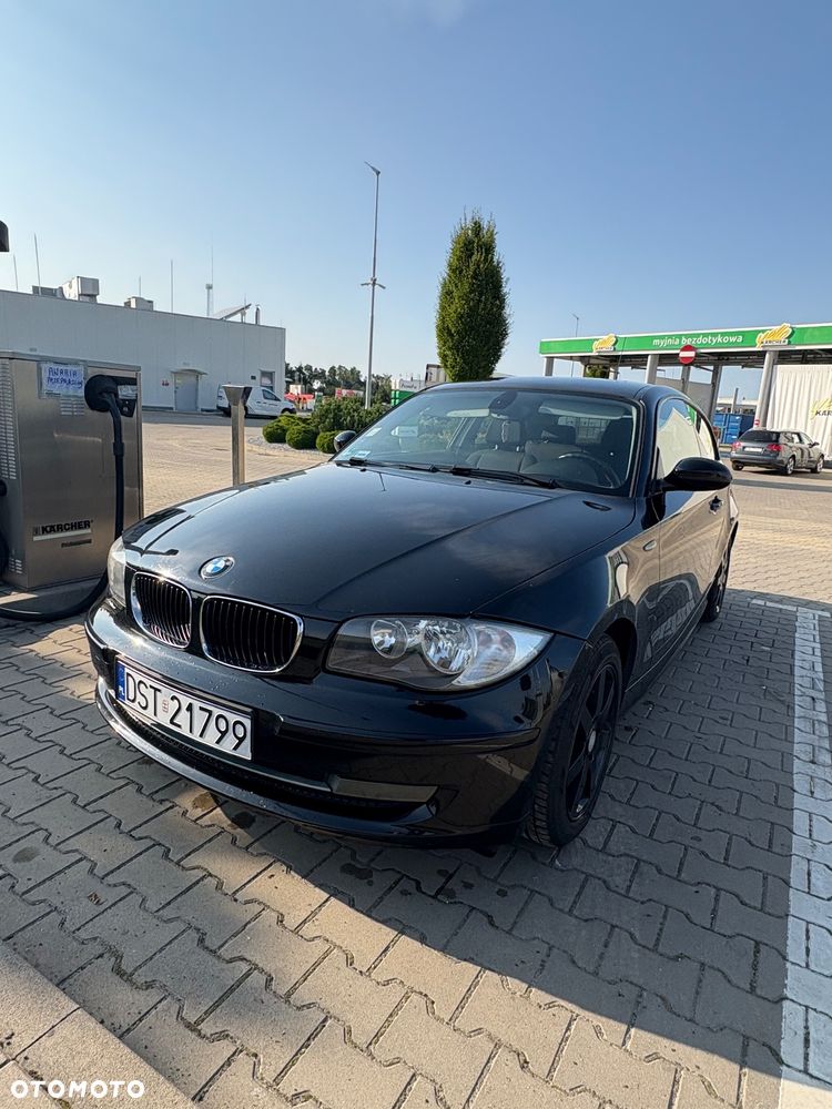 BMW Seria 1 118i - 1