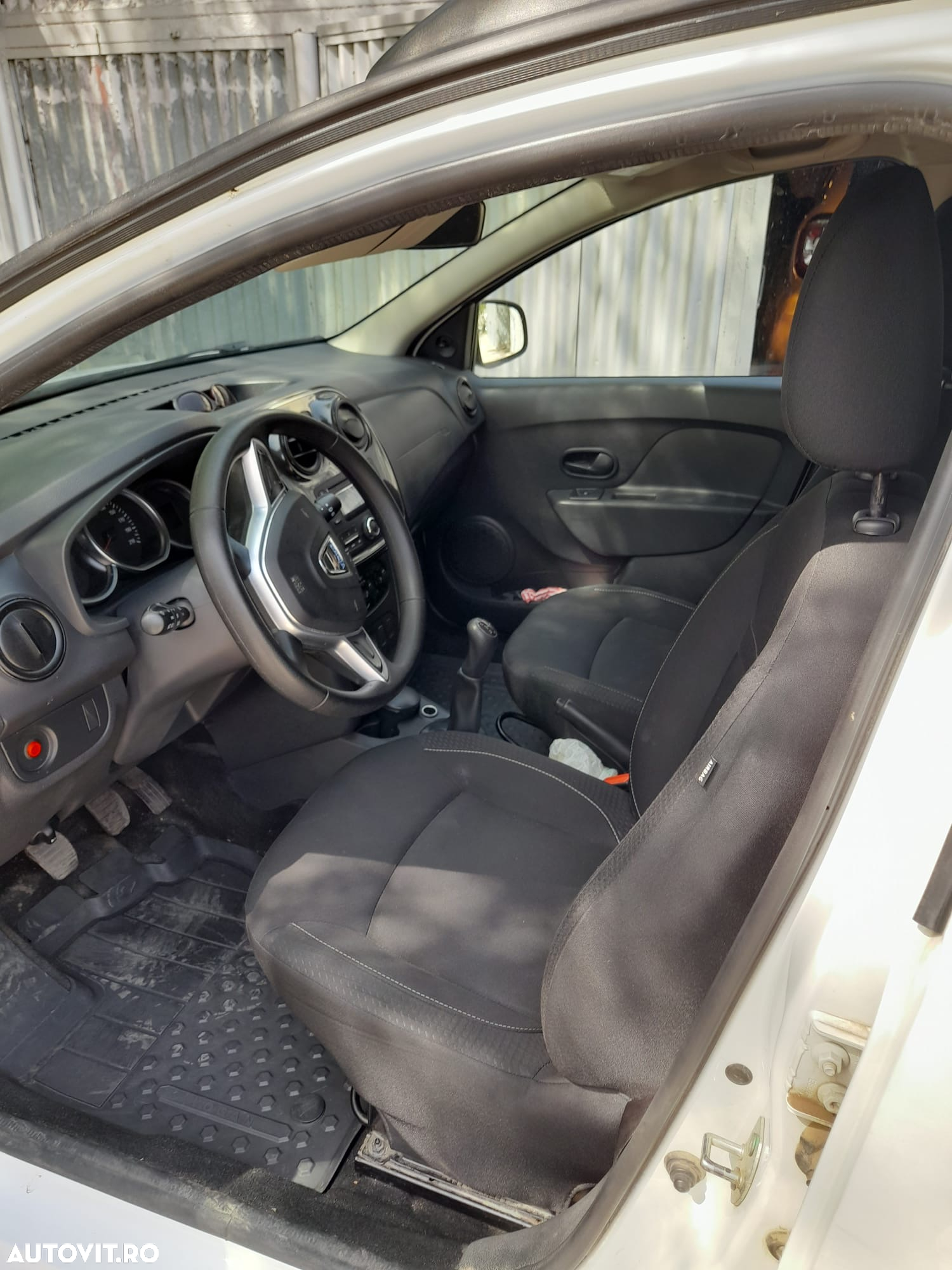 Dacia Logan MCV 1.0 SCe Ambiance - 6