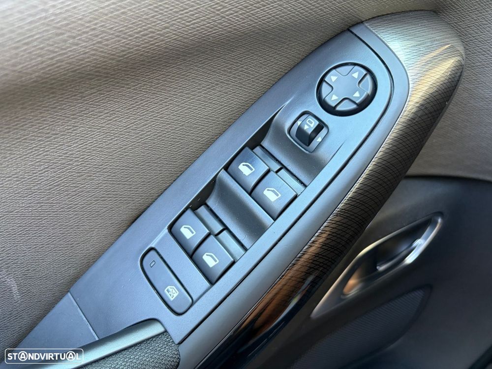 Citroën C4 Picasso 1.6 e-HDi Exclusive ETG6 - 16