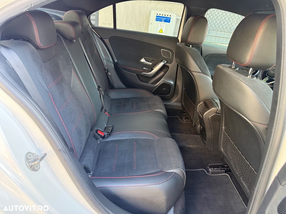 Mercedes-Benz A 250 e 8G-DCT AMG Line - 8