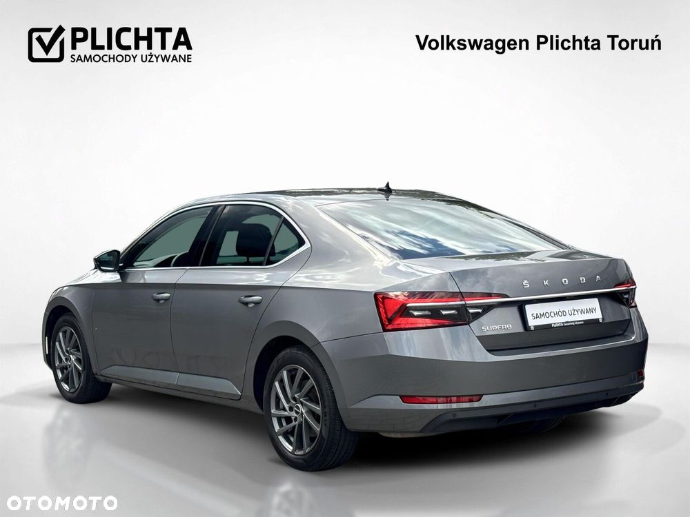 Skoda Superb 2.0 TDI SCR Style DSG - 9