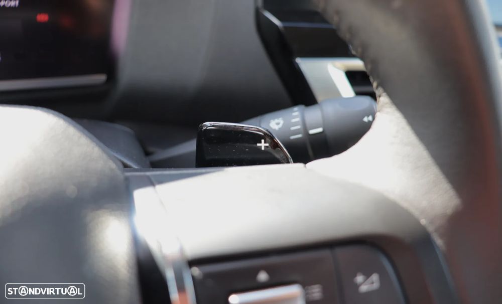 Citroën C4 1.2 PureTech Shine EAT8 - 28