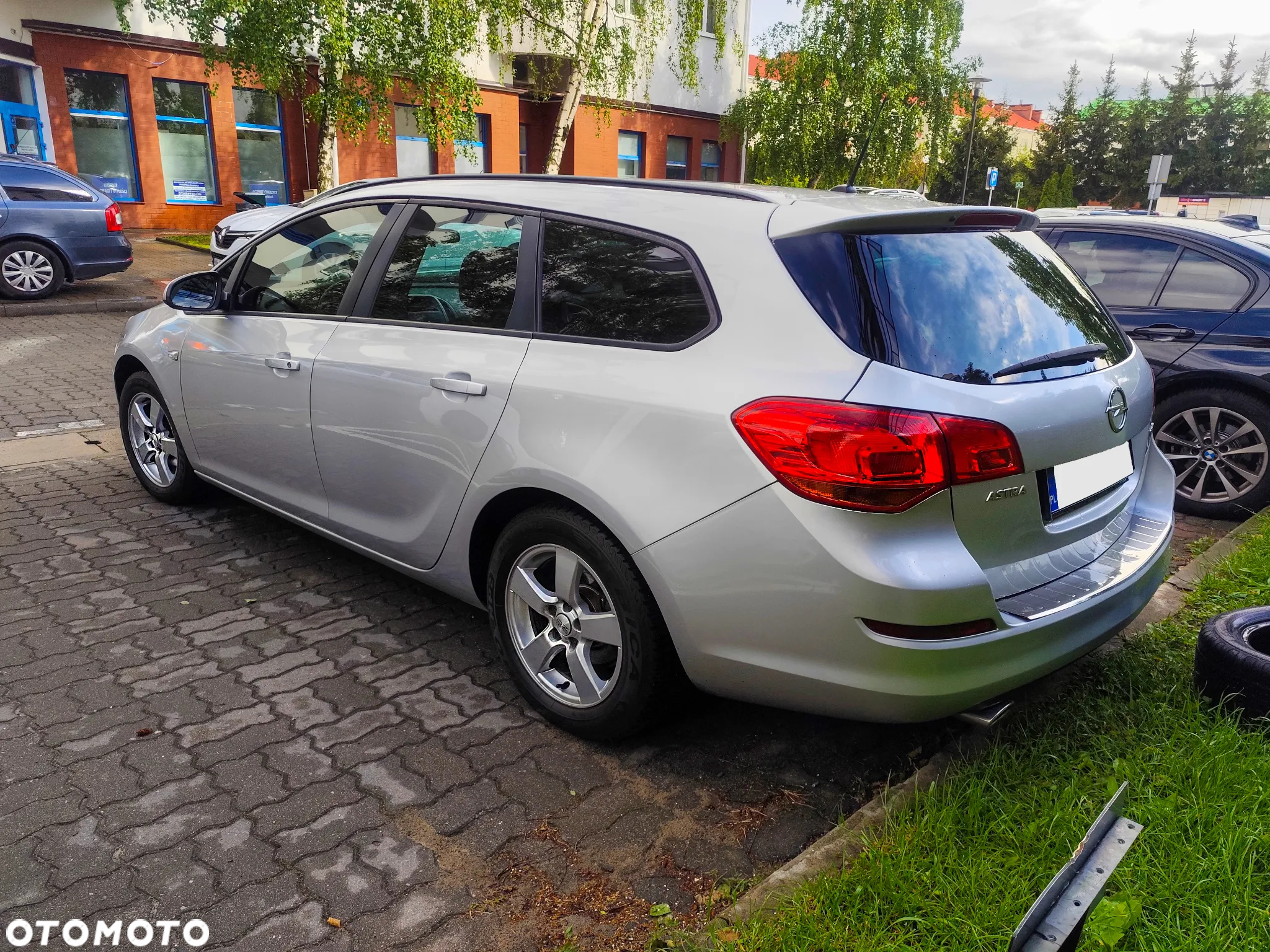 Opel Astra IV 1.4 T Cosmo - 2