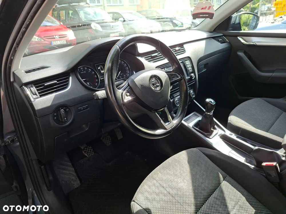 Skoda Octavia 1.6 TDI Ambition - 8