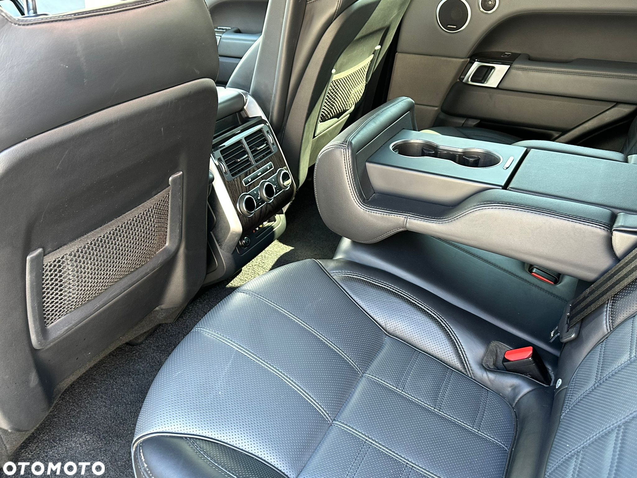 Land Rover Range Rover Sport S 3.0 SD V6 HSE Dynamic - 23