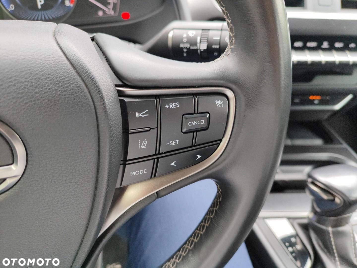 Lexus UX 200 GPF Business Edition 2WD - 20