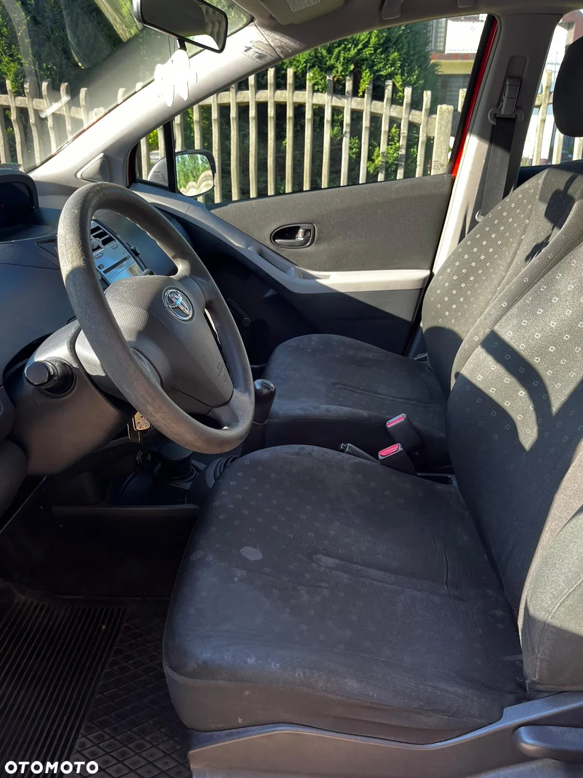 Toyota Yaris - 4