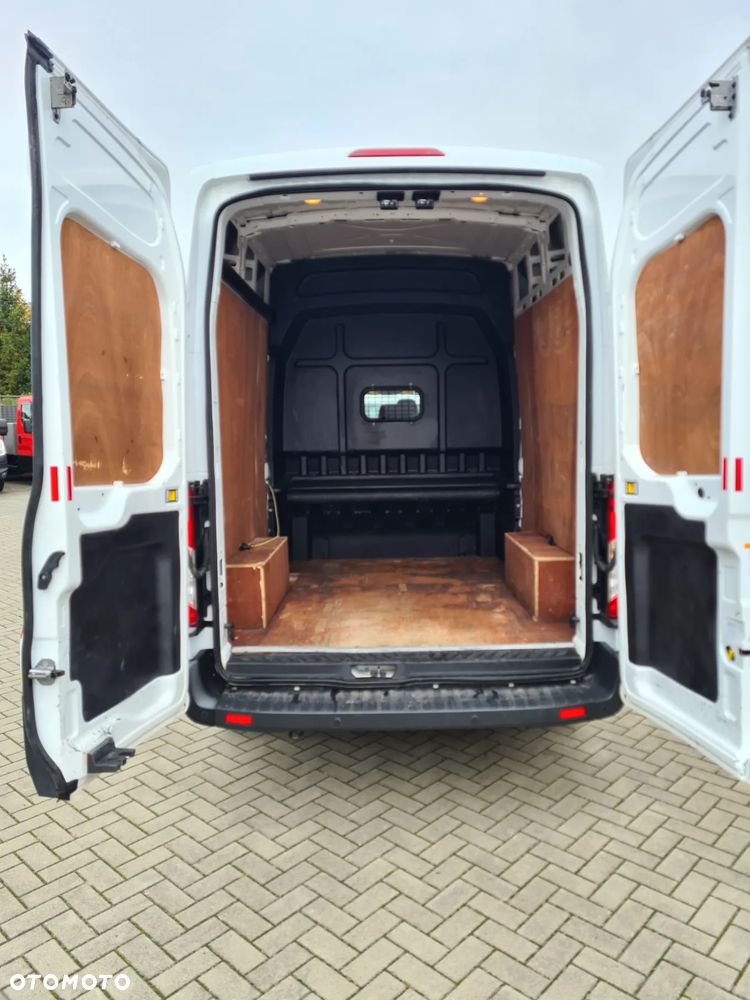 Ford Transit - 6