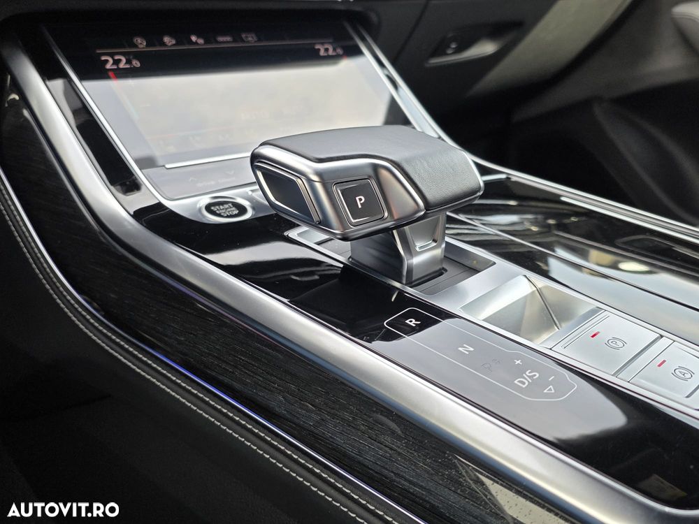Audi Q8 3.0 55 TFSI quattro Tiptronic MHEV - 12