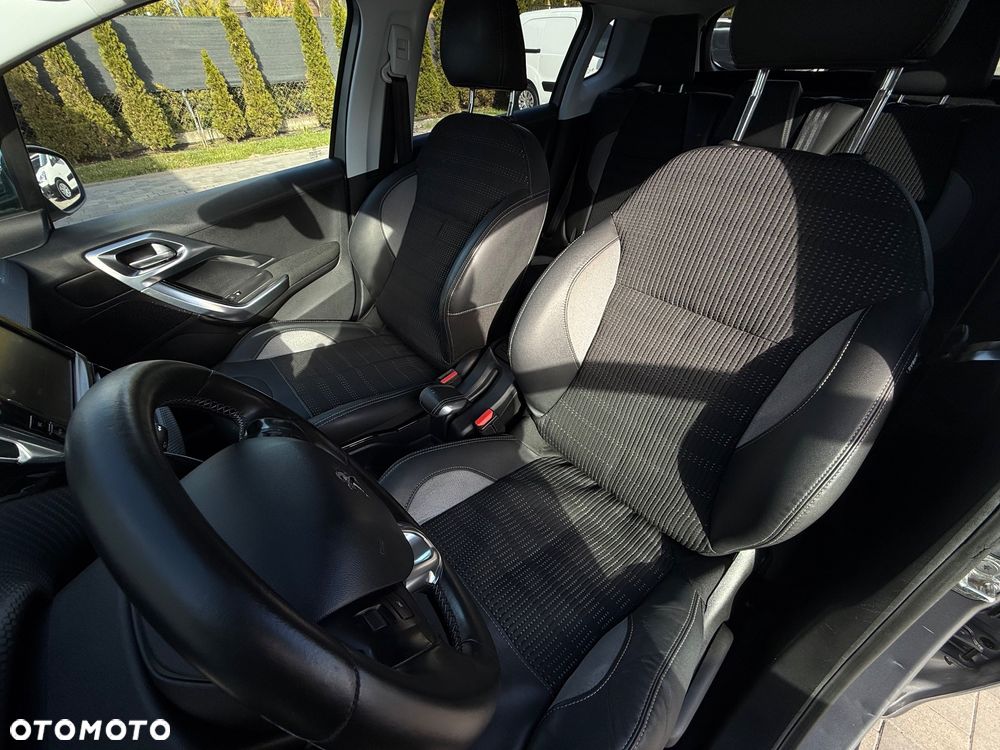 Peugeot 2008 e-HDi FAP 92 ETG6 STOP & START Allure - 15