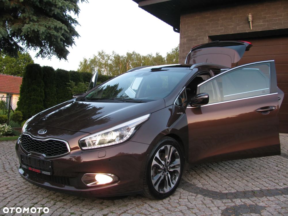 Kia Ceed 1.6 GDI DCT Platinum Edition - 11