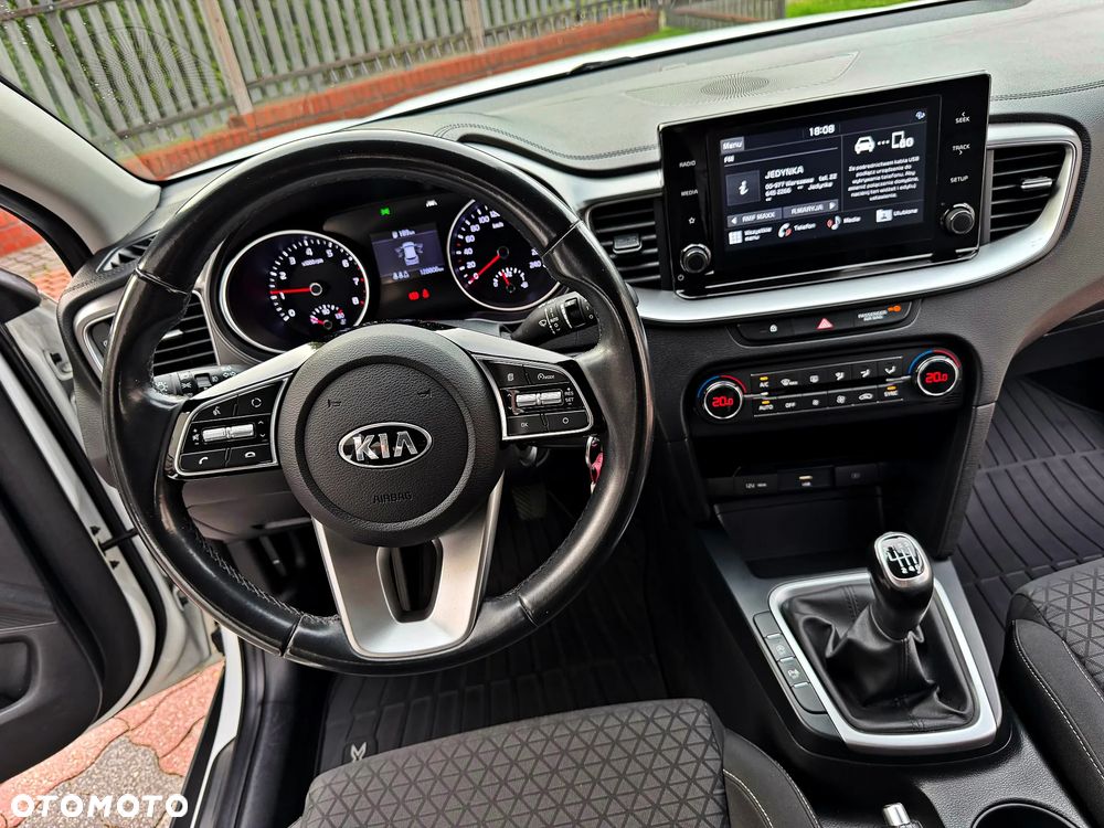 Kia XCeed 1.4 T-GDI M - 31