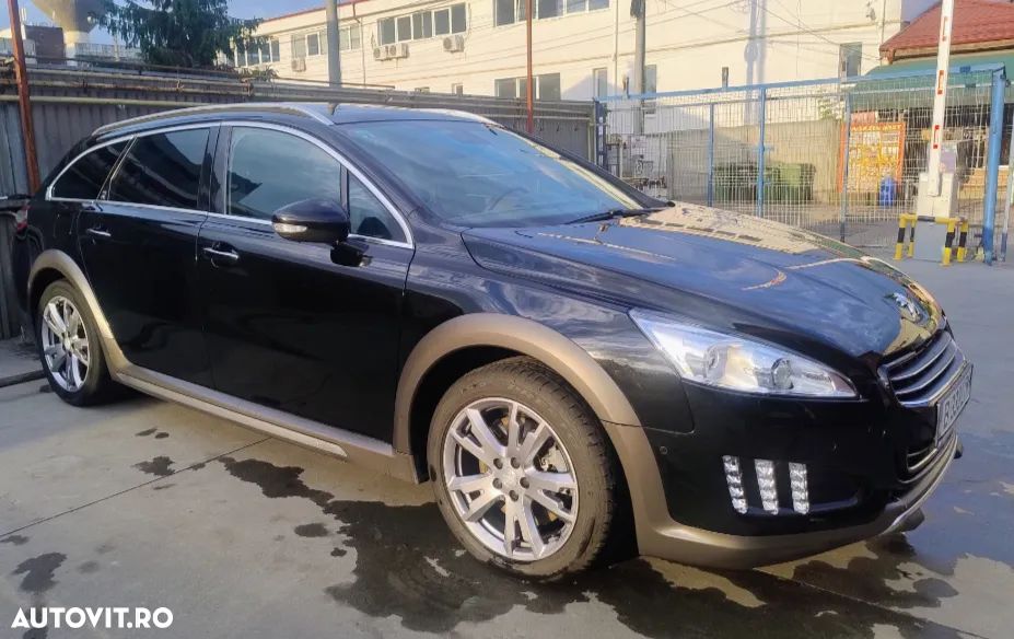 Peugeot 508 RXH Hybrid - 1