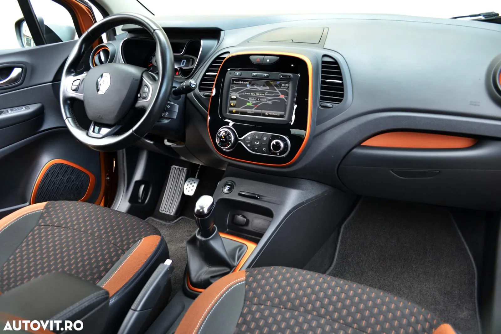 Renault Captur (ENERGY) TCe 90 INTENS - 13