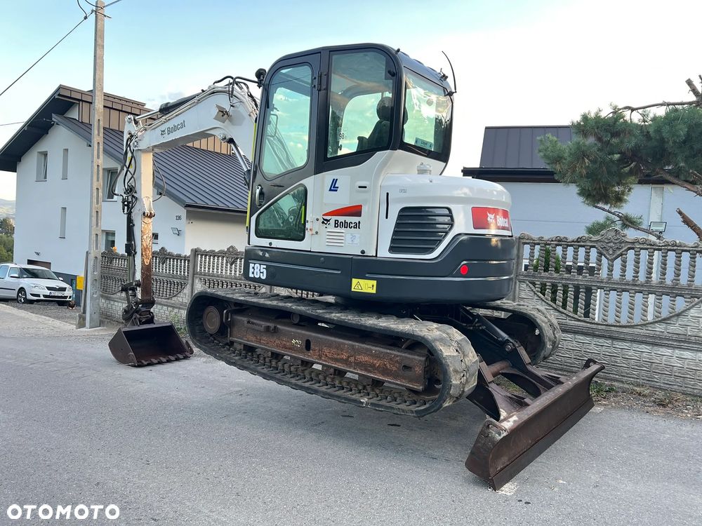 Bobcat E85 | Koparka Gąsienicowa | BOBCAT E85 | 8 Ton | Zerowy Obrys | Długie Ramie | Klimatyzacja | Stan Bardzo Dobry | - 19