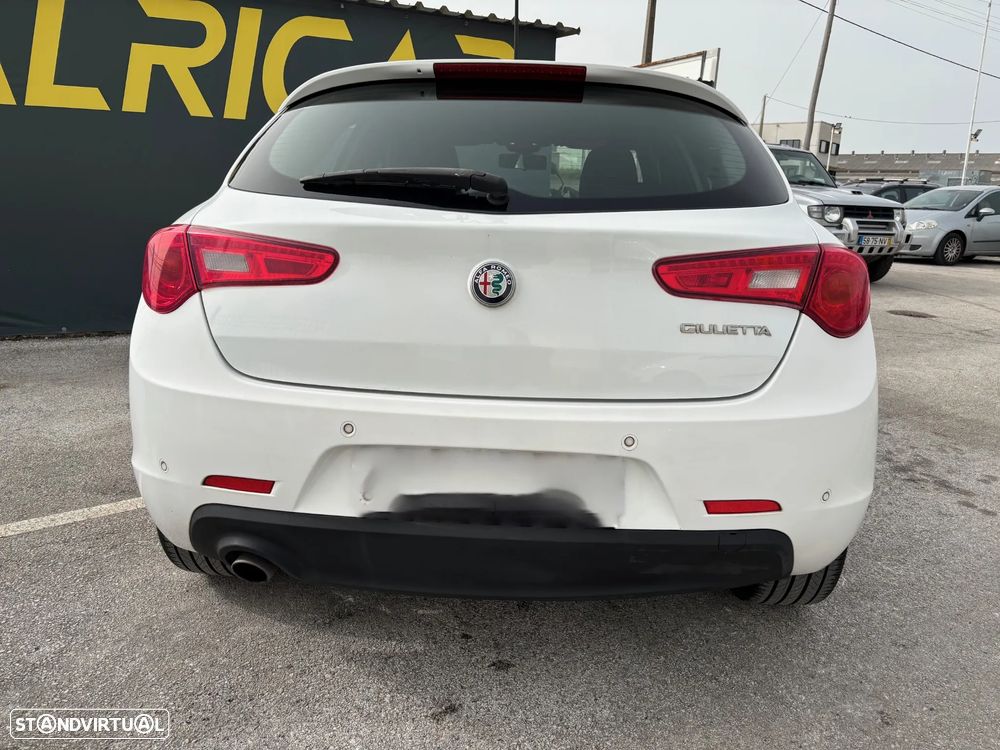 Alfa Romeo Giulietta 1.6 JTDM Super - 6
