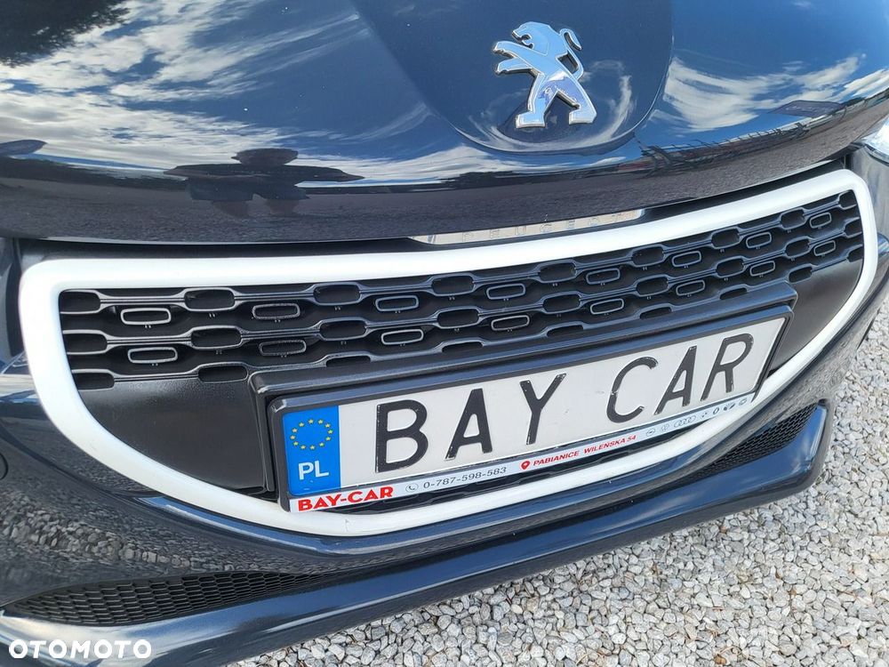 Peugeot 208 - 14
