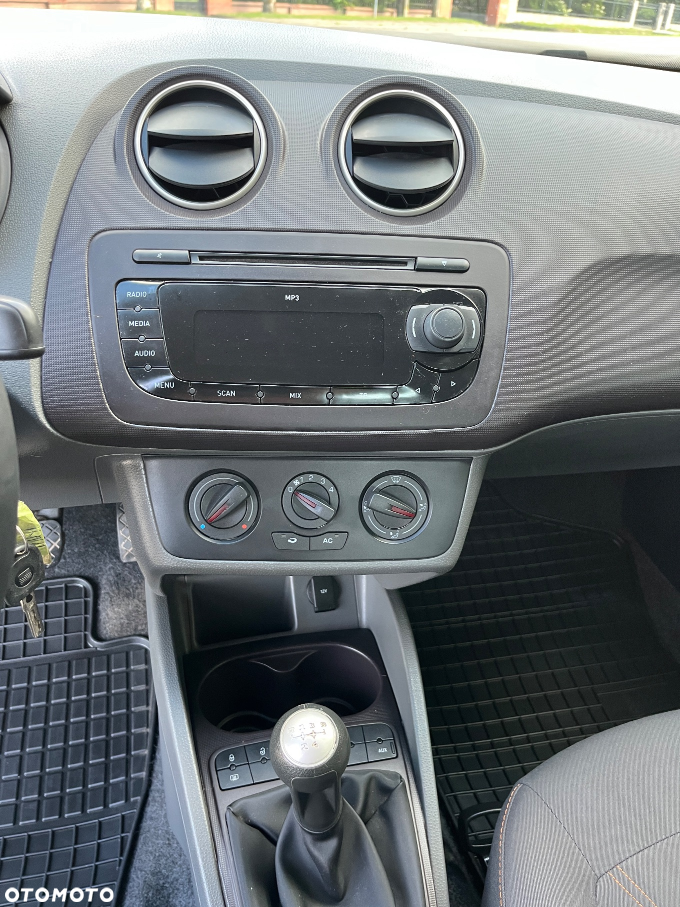 Seat Ibiza 1.4 16V Sport - 33