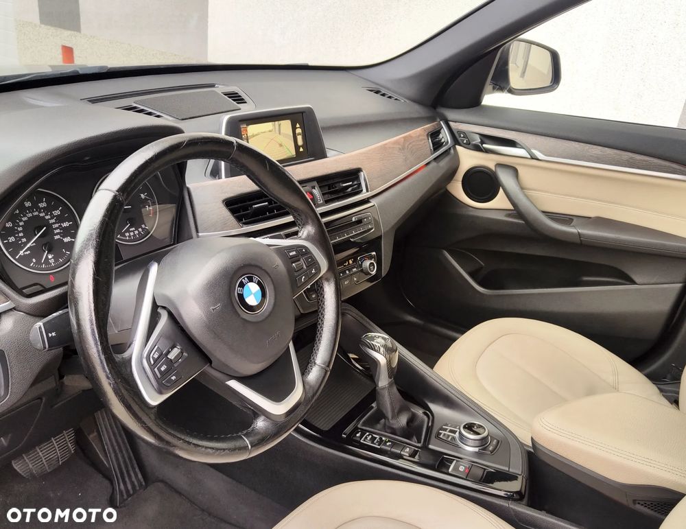 BMW X1 - 8