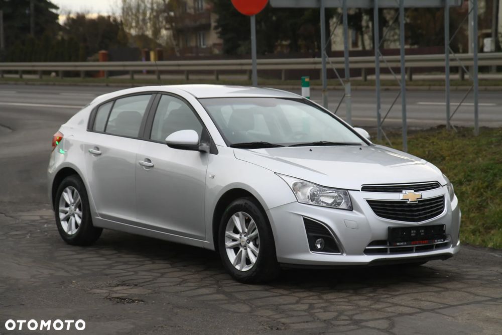 Chevrolet Cruze 1.8 LT - 3