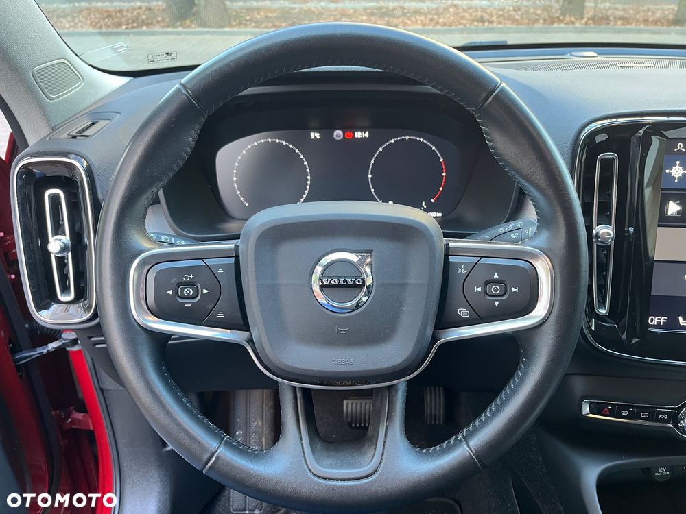 Volvo XC 40 D3 Momentum Pro - 14