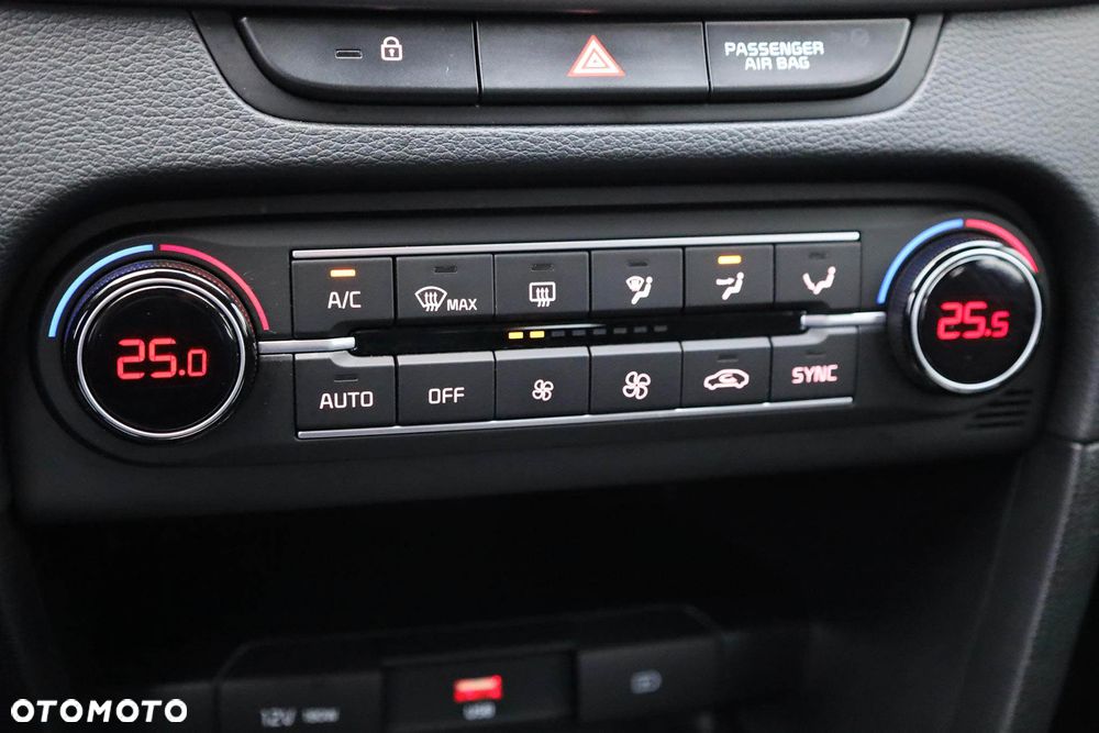 Kia Ceed 1.5 T-GDI M DCT - 21