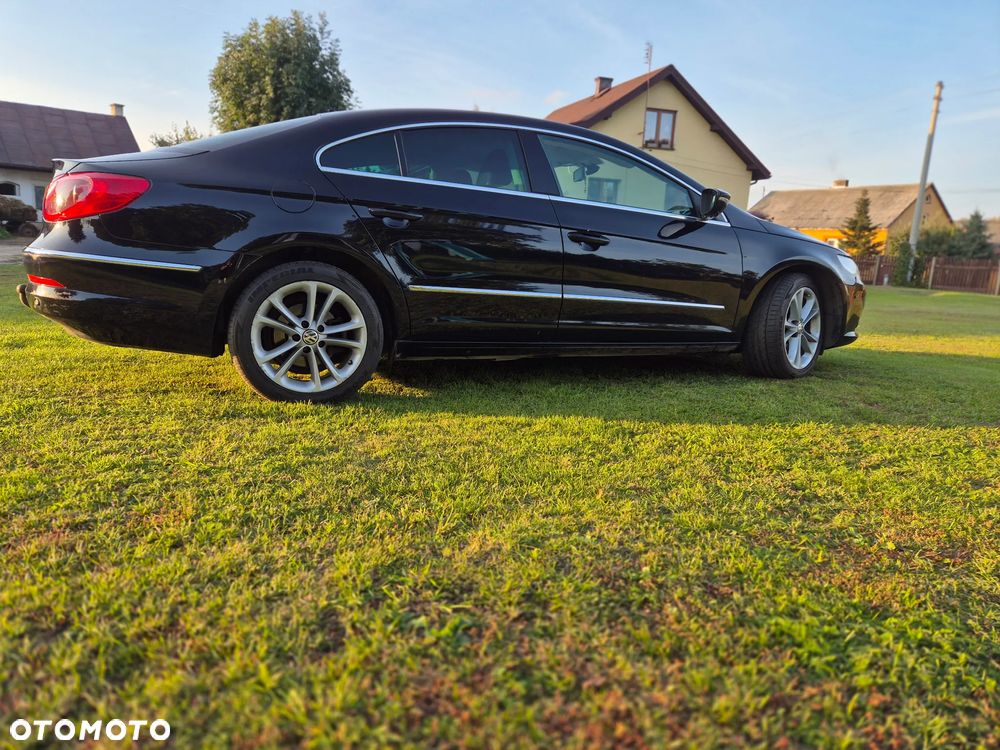 Volkswagen Passat CC - 2