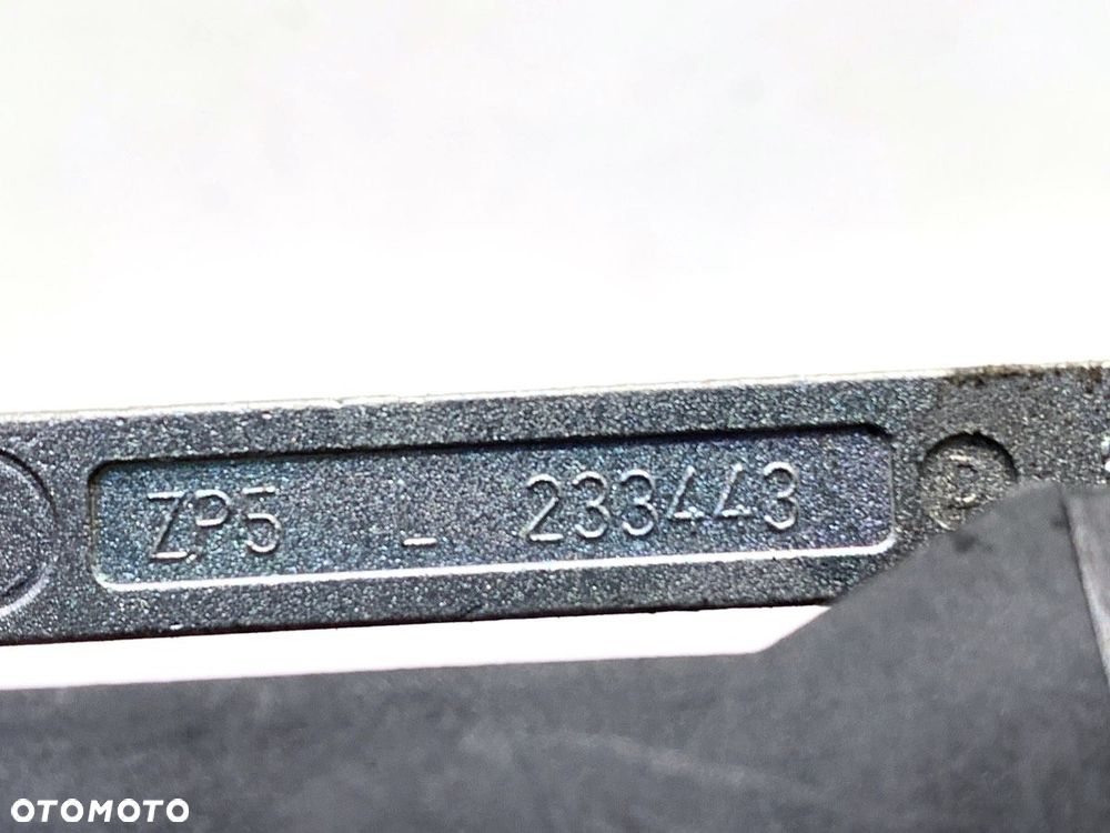 KLAMKA ZEWNĘTRZNA LEWY TYŁ  RENAULT CAPTUR I (J5_, H5_) 2013 - 2022 0.9 TCe 90 66 kW [90 KM] - 4