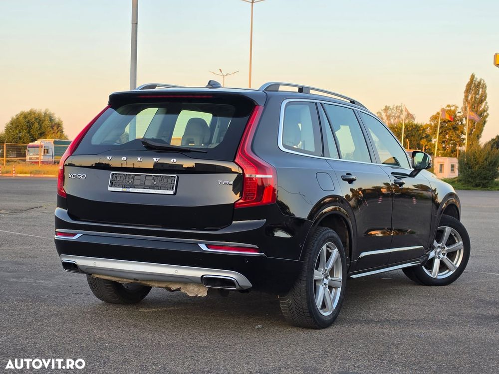 Volvo XC 90 T8 AWD Twin Engine Geartronic Momentum - 5