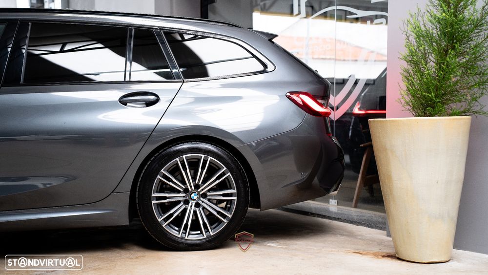BMW 320 d Touring Pack M Auto - 11