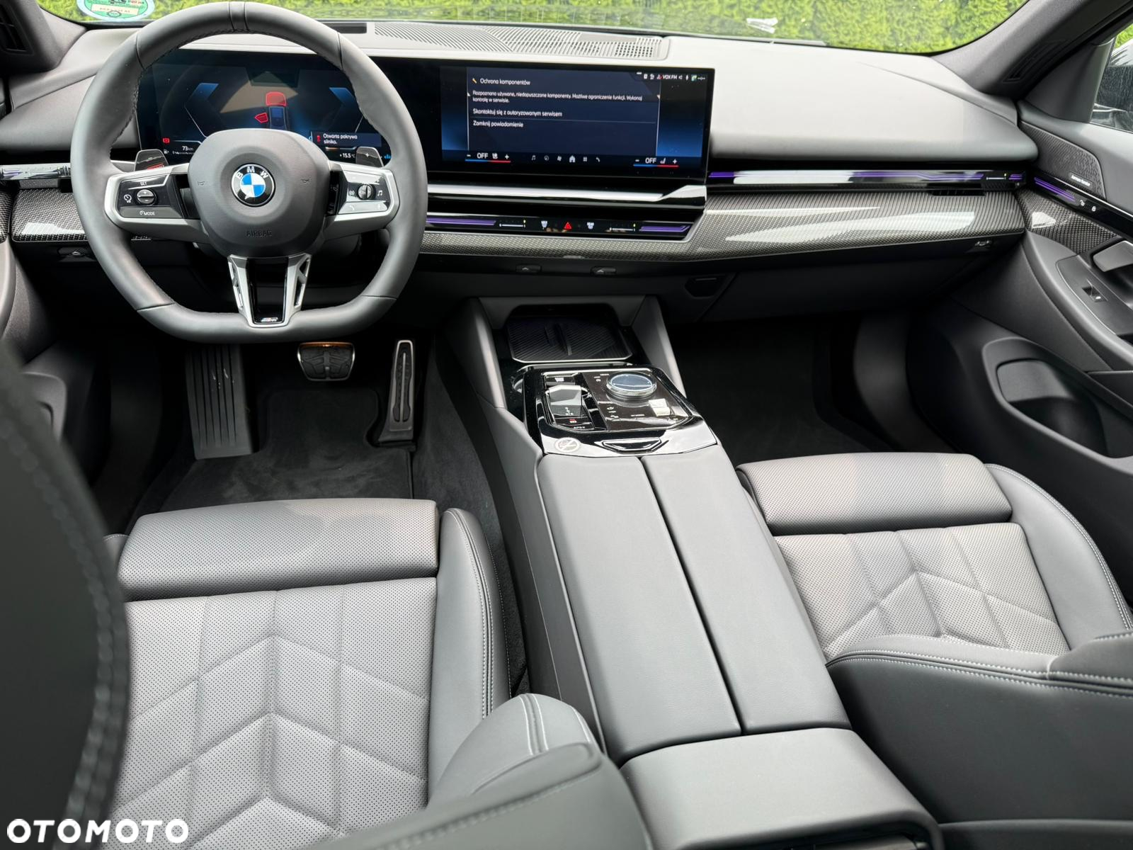BMW Seria 5 520d xDrive Touring - 16