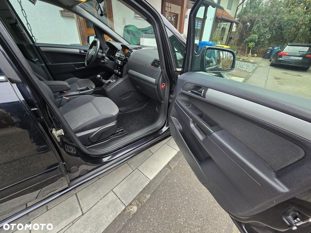 Opel Zafira 1.8 Innovation 110 Jahre - 12