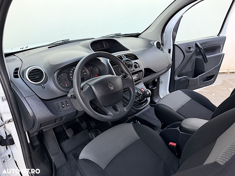 Renault Kangoo BLUE dCi 95 Intens - 11