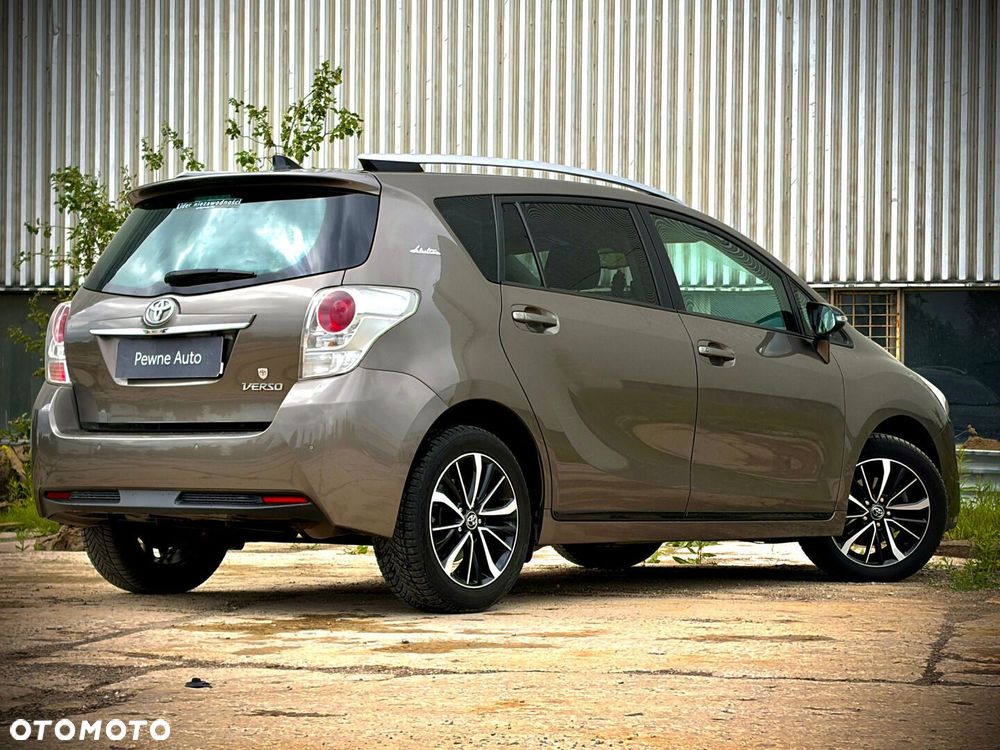 Toyota Verso 1.8 Selection EU6 - 14