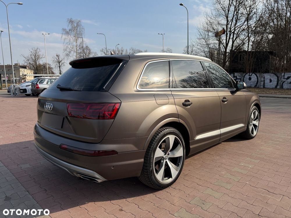 Audi Q7 - 6