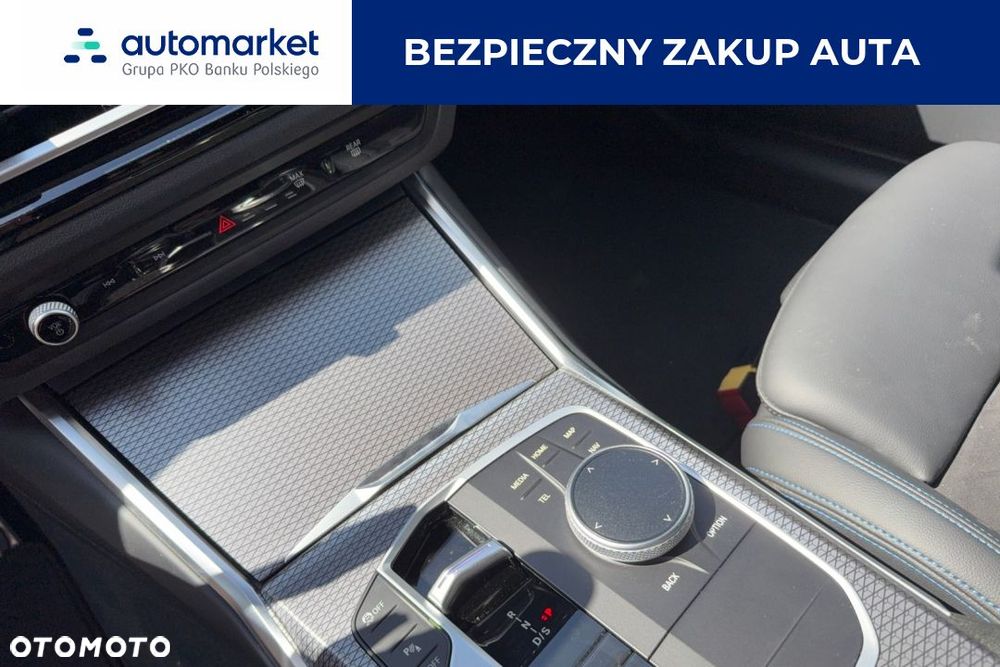 BMW Seria 3 318i M Sport - 10