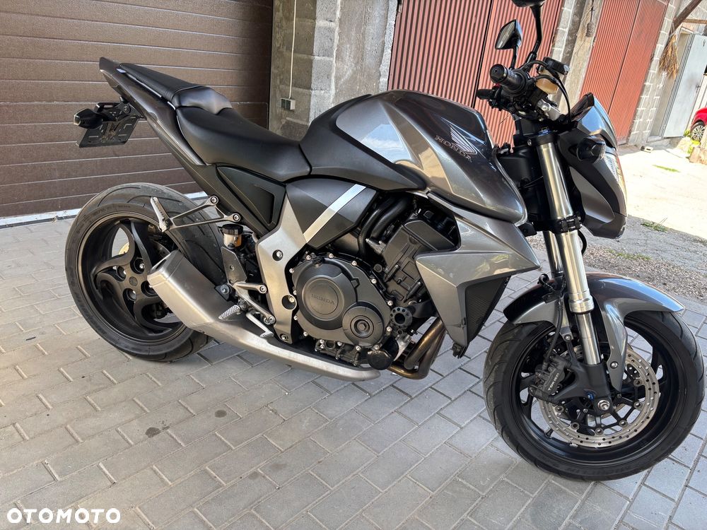 Honda CB - 4